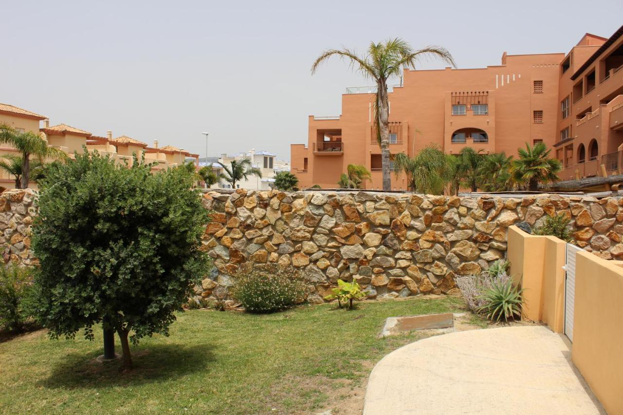 Los Lances Tarifa - Piscina Y Patio Kültér fotó