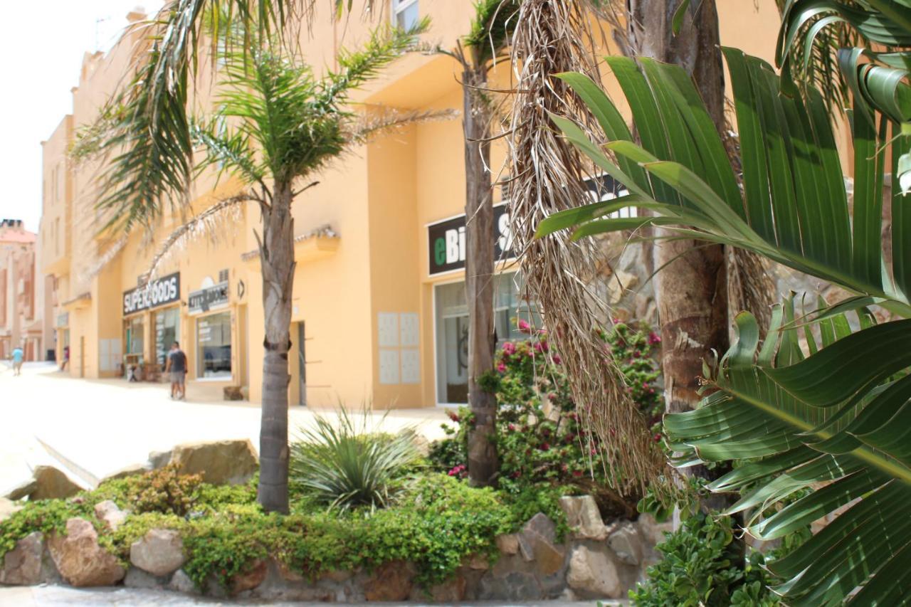 Los Lances Tarifa - Piscina Y Patio Kültér fotó