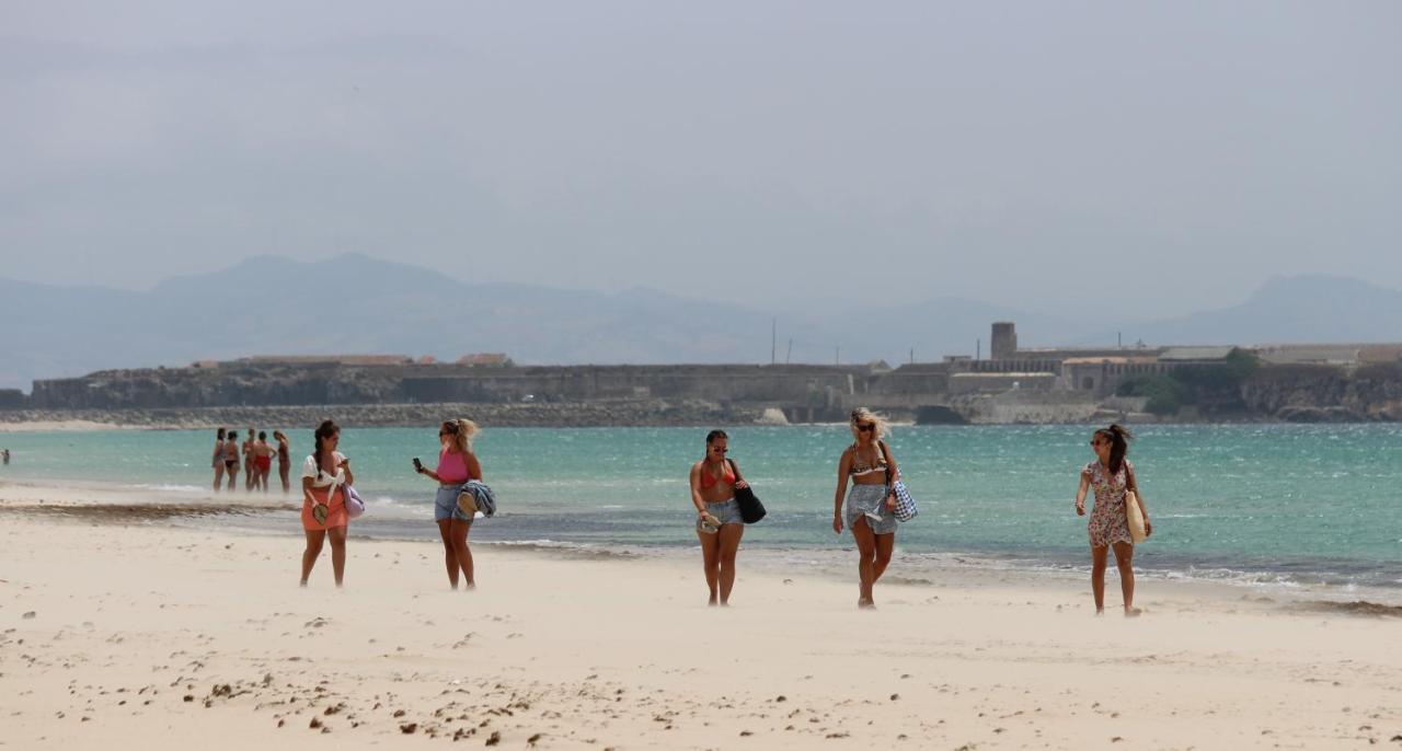 Los Lances Tarifa - Piscina Y Patio Kültér fotó